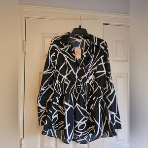 Stylish Black and White Blouse